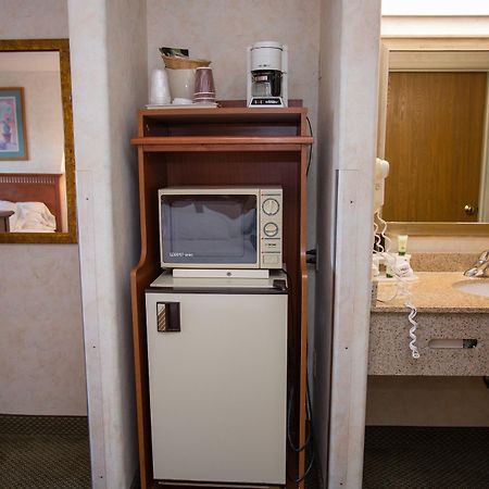 Vagabond Inn Executive グリーンバレー エクステリア 写真